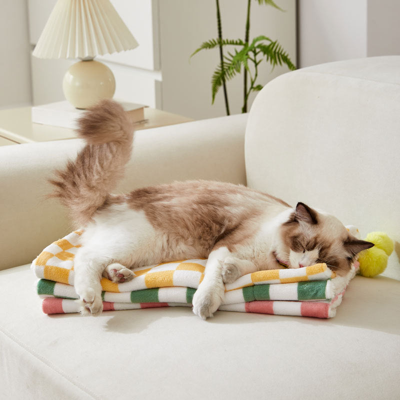 Comfortable Bed For Cats Dogs Plush Pet Blanket